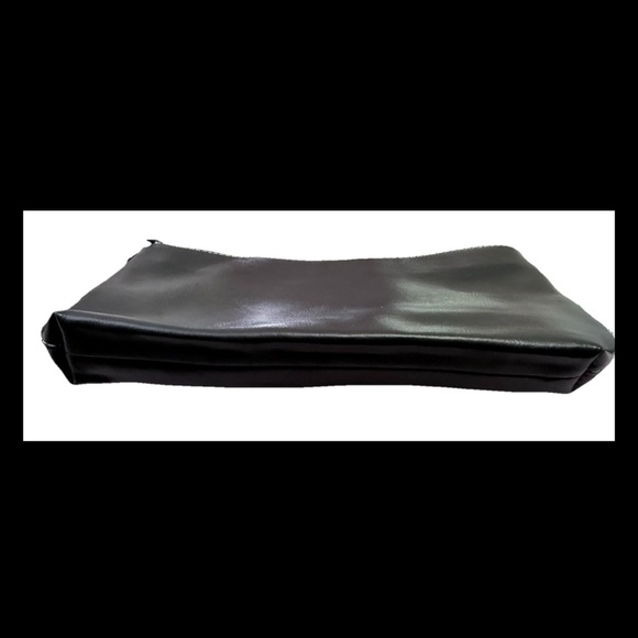 Jean Michelle Black Faux Leather Handbag 10” x 5” x 3” Purse Crossbody Clutch - Picture 12 of 14